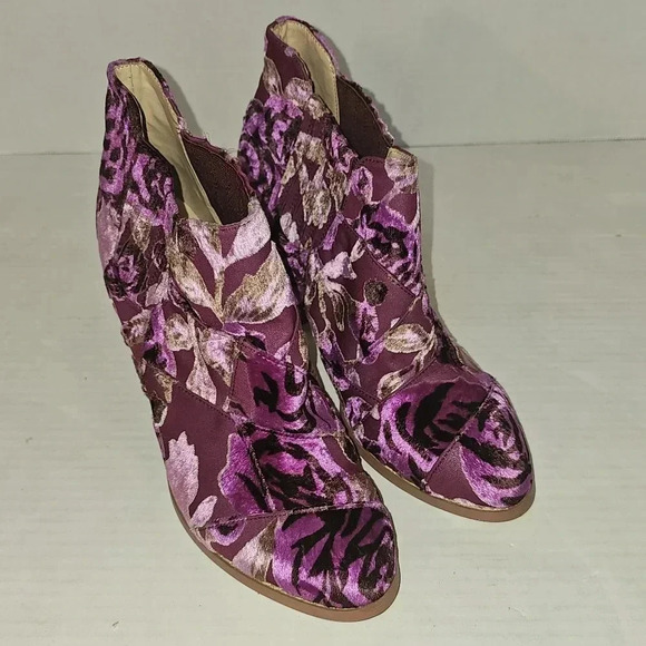 Anthropologie Billy Ella Floral Boho Pink Burn Out Velvet Booties SZ 7.5 - Picture 4 of 13